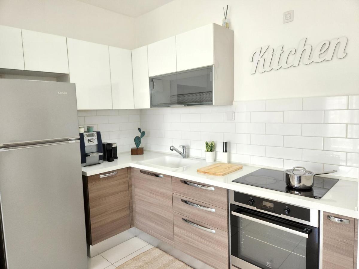 Melony Apartments Yam Suf Street Eilat Exterior photo