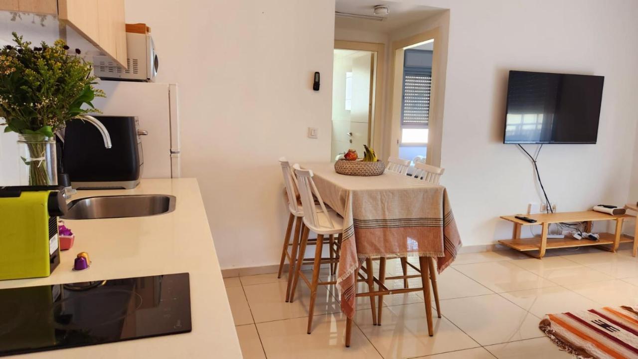 Melony Apartments Yam Suf Street Eilat Exterior photo